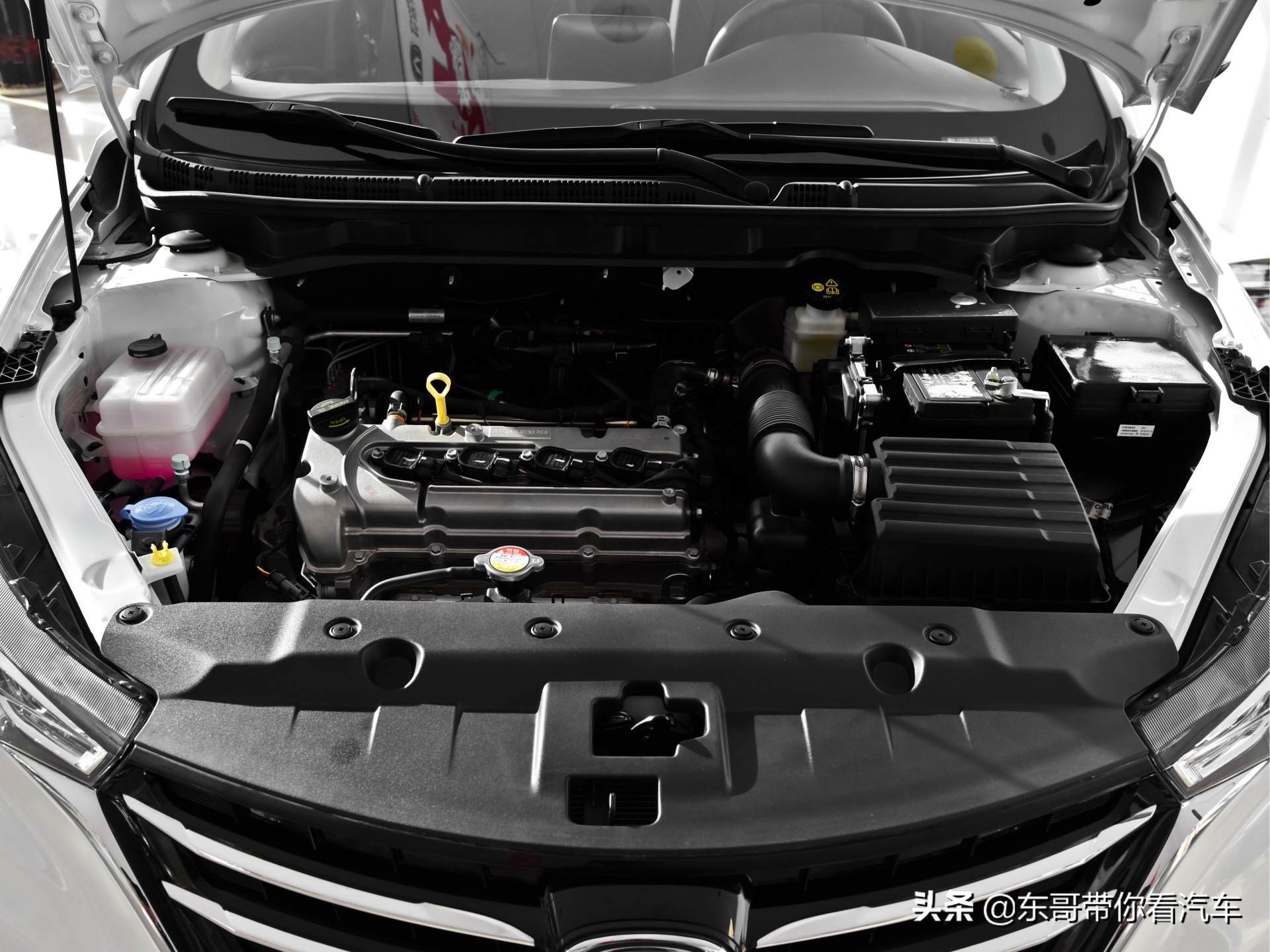 长安悦翔2019款用车体验,省油耐看的家庭代步车