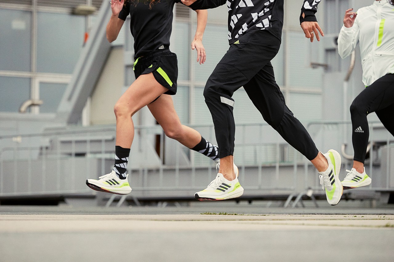 阿迪boost跑鞋ub2019,阿迪跑鞋ub2020