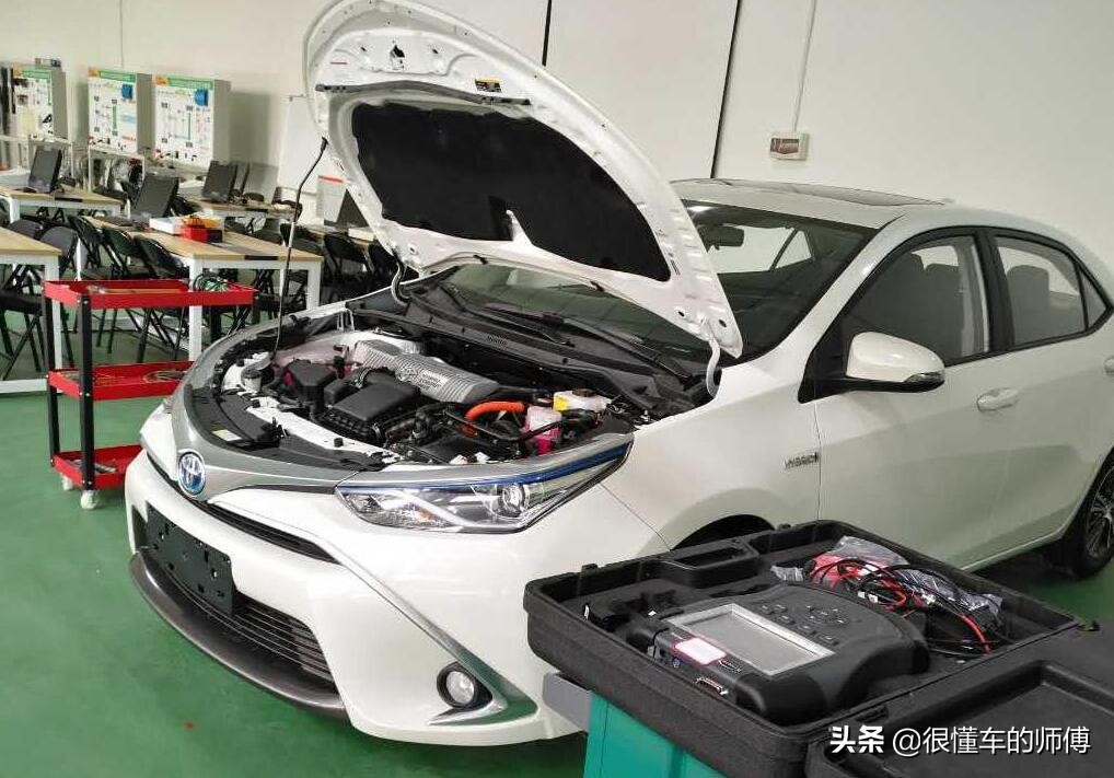 混合动力汽车有哪些优点和缺点,混合动力车到底值不值得买