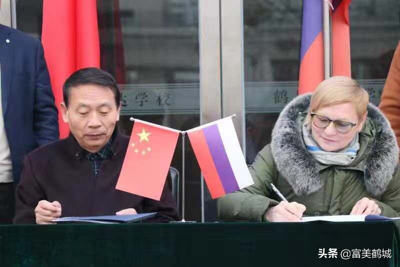 我和普京是校友！鹤壁科达学校彰显“国际范儿”