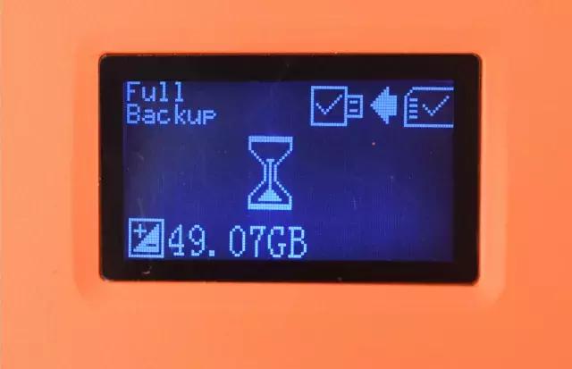 功能丰富的MAMEN智能数据读卡器