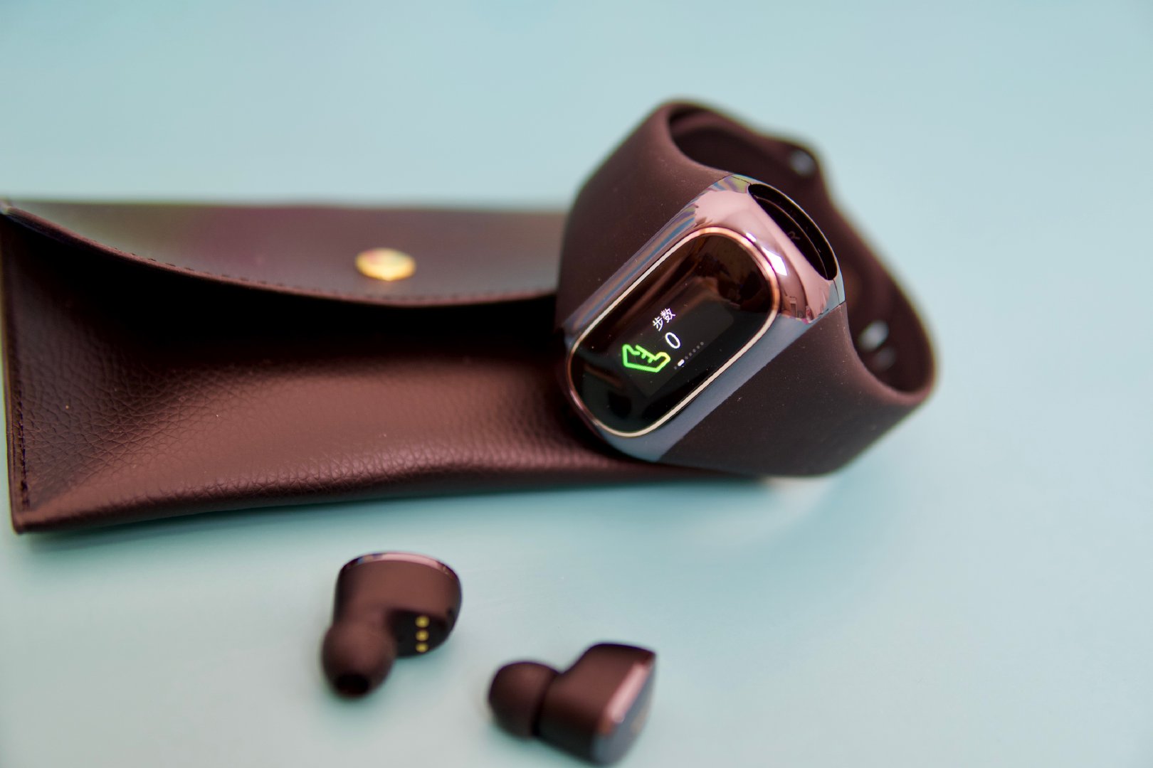 耳机和手环能连接蓝牙吗,小米耳机跟手环可以连接嘛