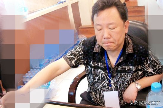 草帽哥传奇完整版,草帽哥侯文博比赛视频