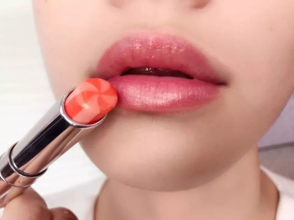 鍏拌敾鍜寉sl浠ュ強杩ゥ,鍏拌敾ysl鑳¤悵鍗滆壊