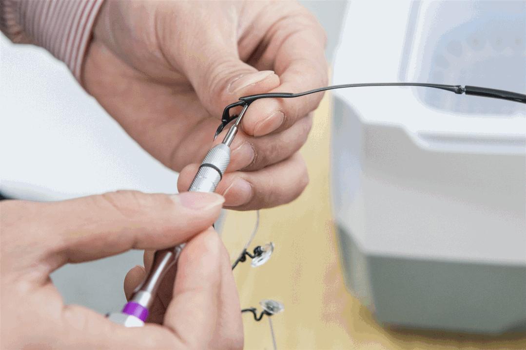 蔡司依视路眼镜店一般打几折,眼镜店蔡司依视路几折