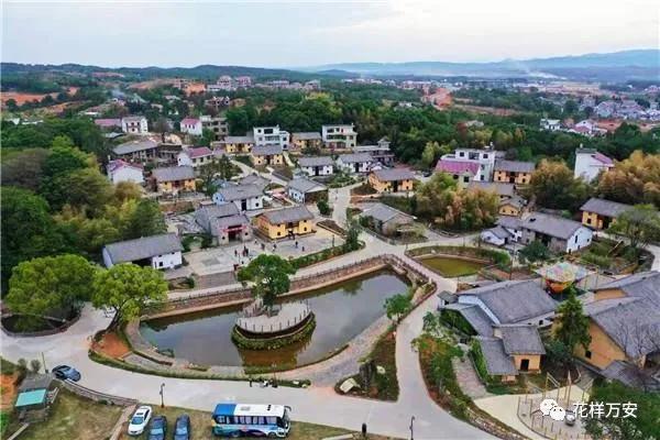 万安县站体现五云呈祥，万民以安