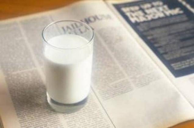 喝纯牛奶的最佳时间是什么时候,喝牛奶温度