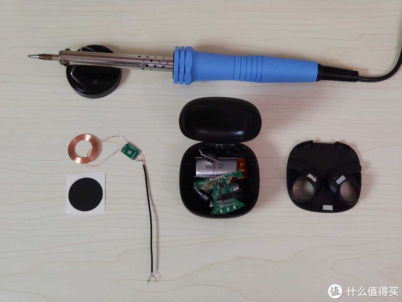 蓝牙耳机能改装成只充电么,给蓝牙耳机仓改无线充电功能