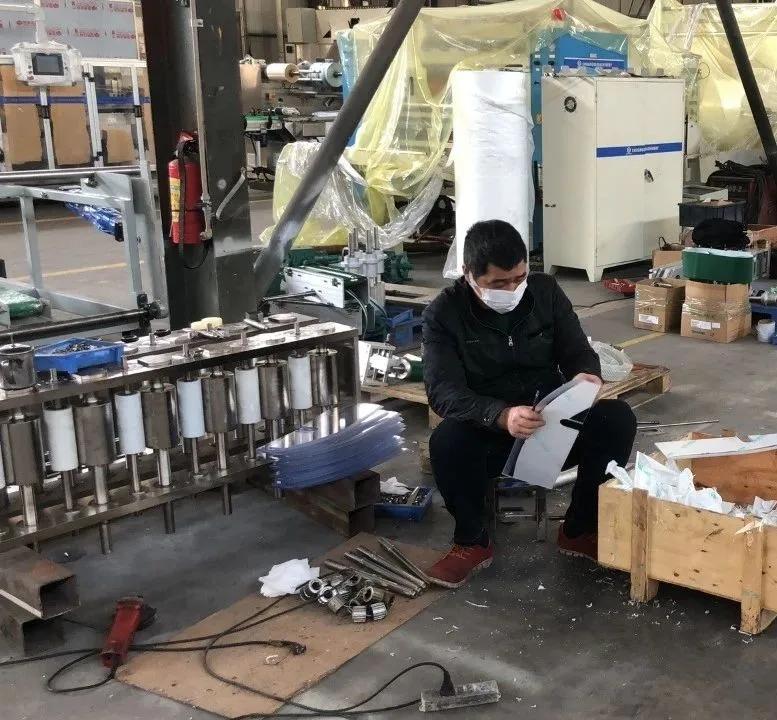 新型全自动口罩机问世,口罩机设备新款