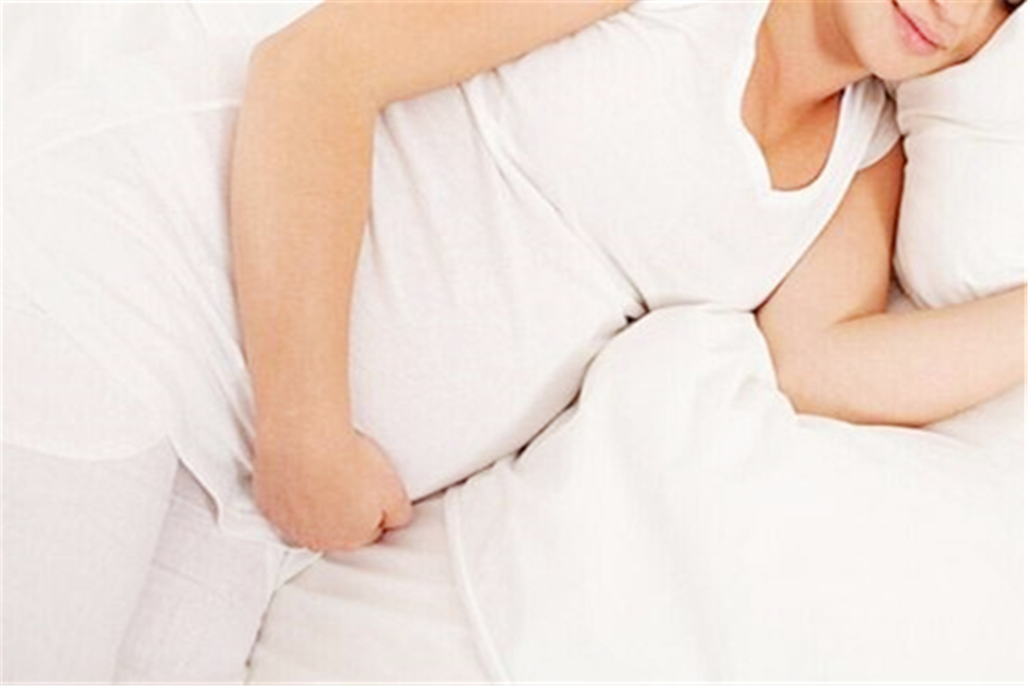 怀孕后熬夜的危害有多大？看似无影响实则慢慢累积，别大意