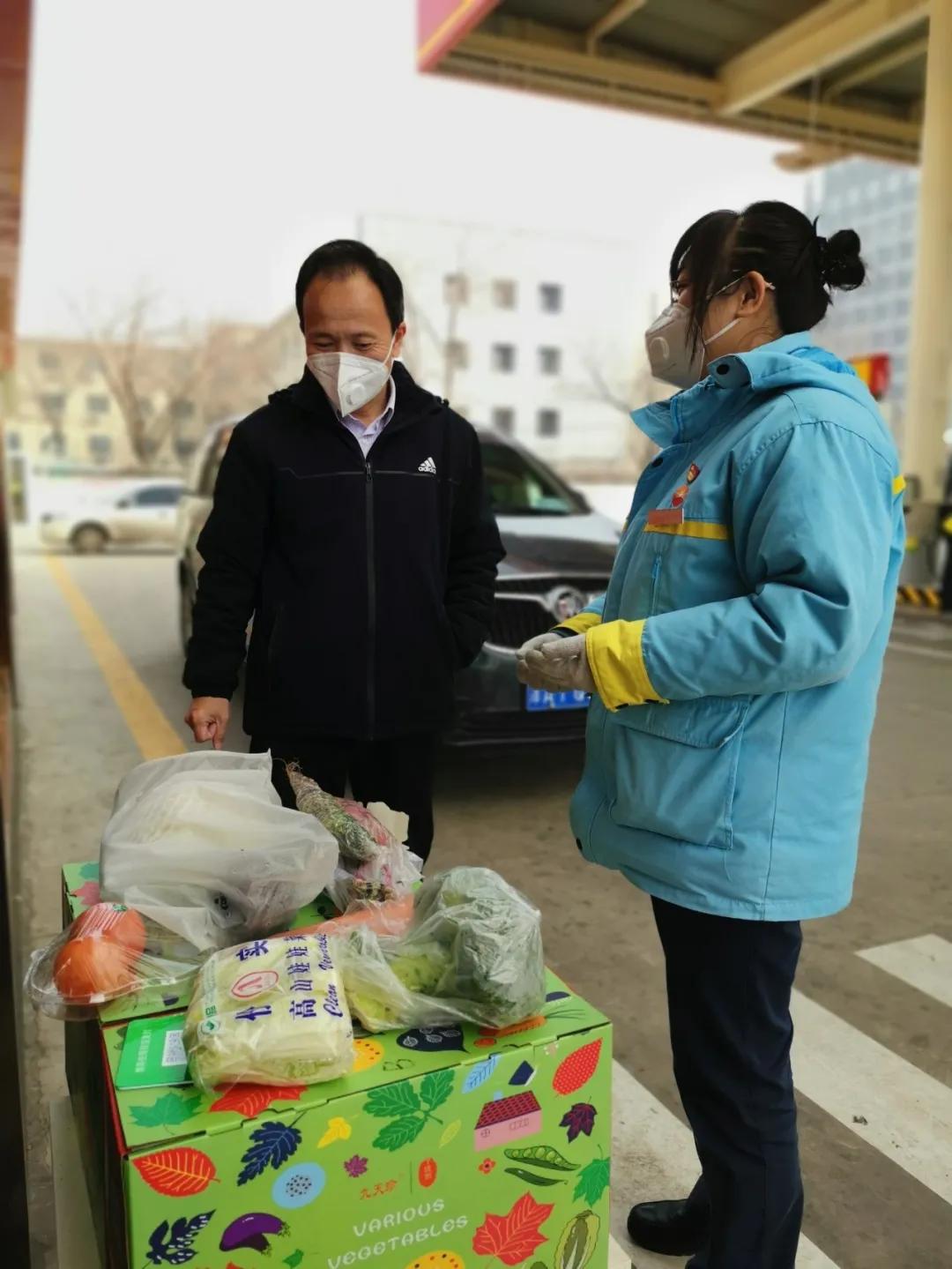 中石油的加油站也卖菜啦!