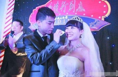 脑瘤女孩冯莹最后的时光,冯莹病魔女孩