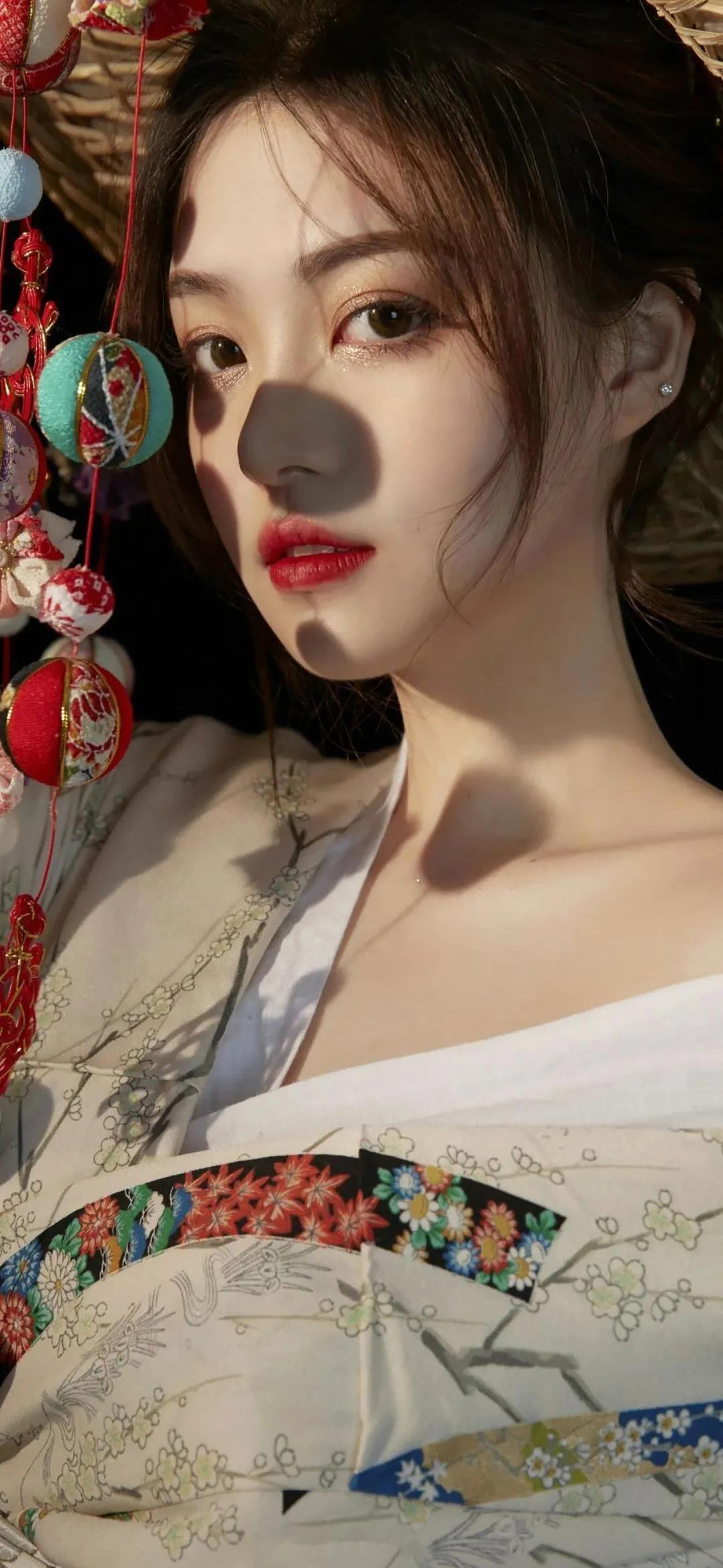 孤独失落伤感的高清壁纸美女,美女壁纸高清全屏励志