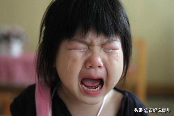 宝宝四岁了无缘无故喊屁屁疼,女儿老说屁股痛是什么原因