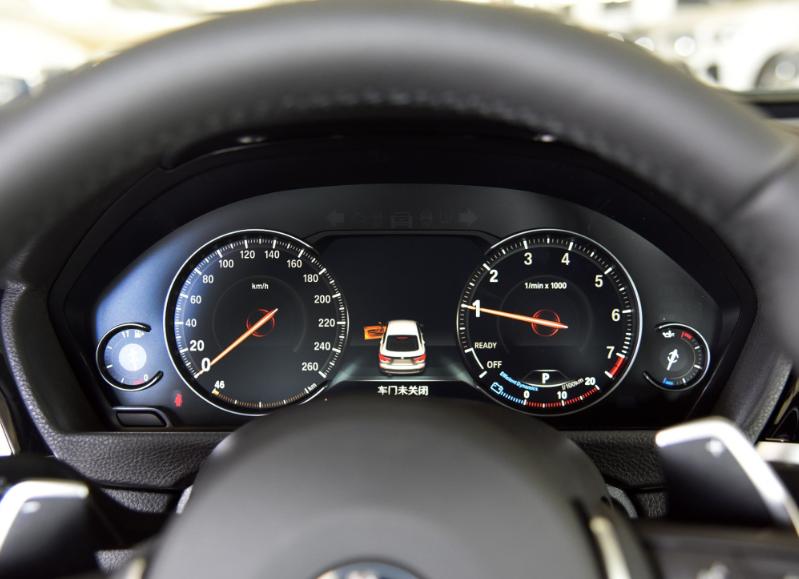 宝马3系gt2016款328i2.0t,国产后排座椅放倒全平的两厢小车