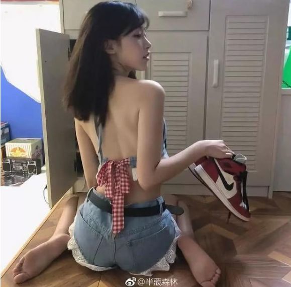 网红阿沁早期照片,刘阳回应阿沁出轨