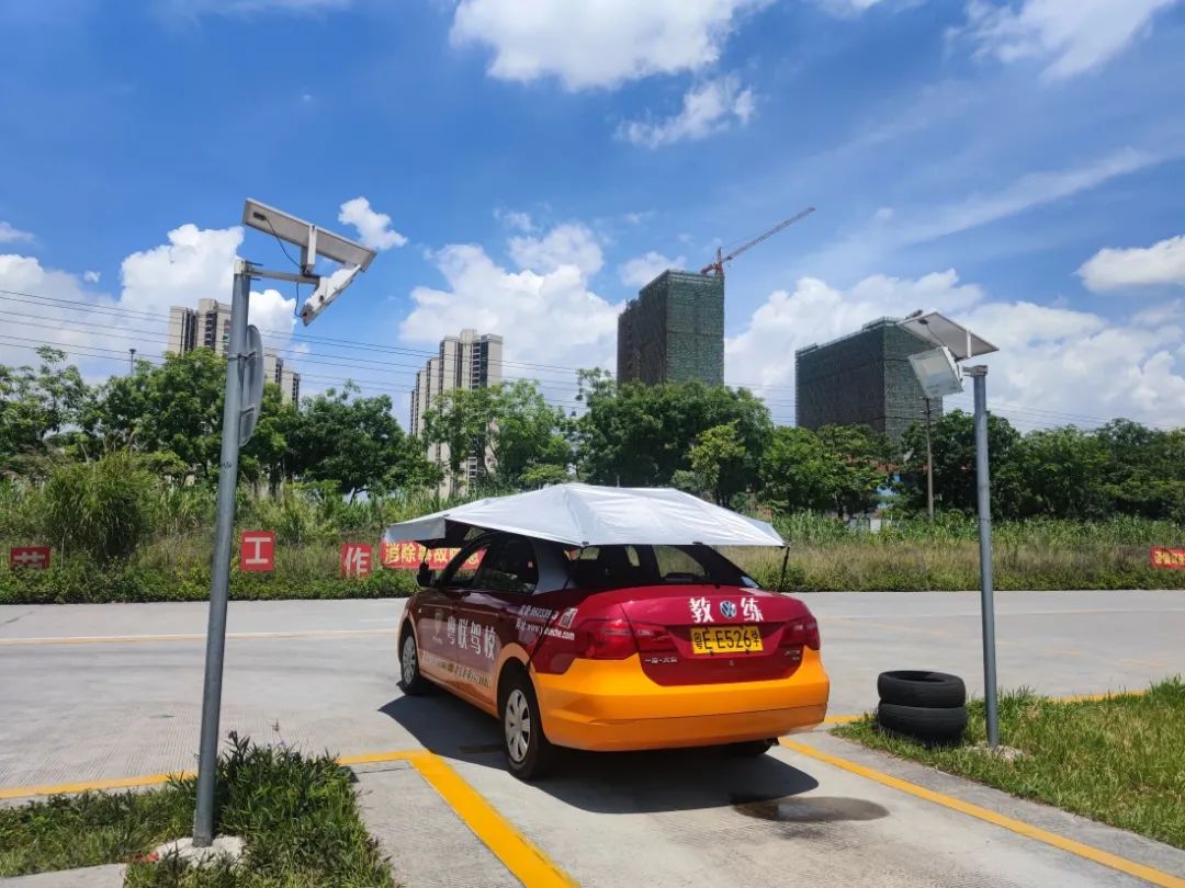 为啥驾校可以包补考费,驾校真的包接送吗