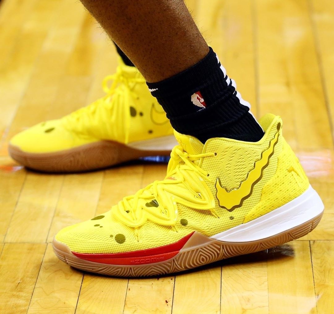 杜兰特最新上脚配色 (杜兰特上脚kd14欧文配色)