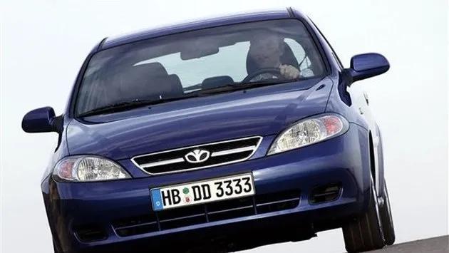 全世界最好的车是谁的座驾,世界上最老的一款车是什么车