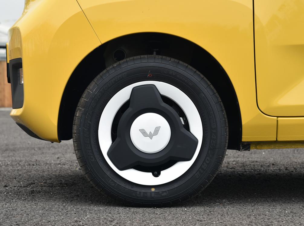 五菱宏光miniev马卡龙包围,五菱宏光miniev马卡龙优惠多少