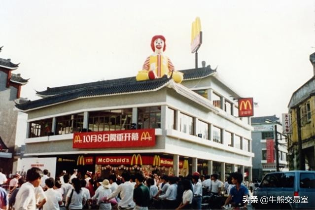 2年营收近500亿，净利润超20亿！赚钱的麦当劳中国为啥屡被卖？