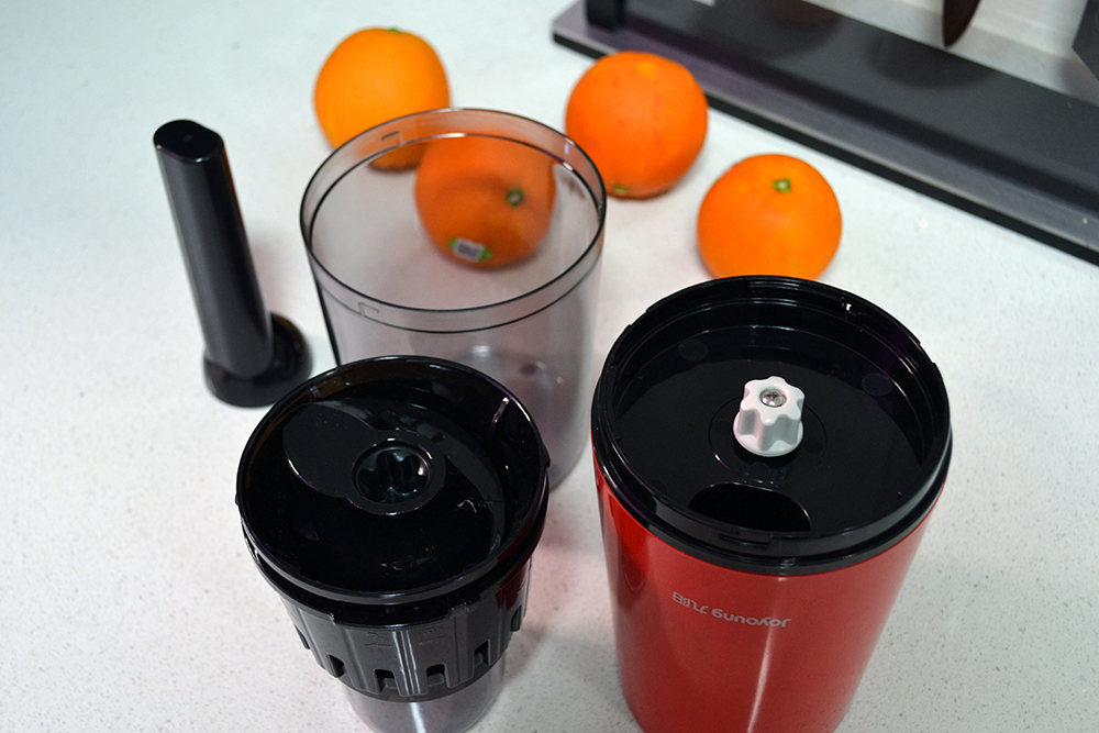 九阳原汁机v82和v18a哪个好,果汁机榨果汁家用九阳