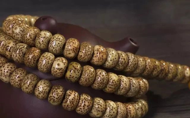 文玩手串怎么盘才能有灵性,什么文玩手串盘玩出来最好看