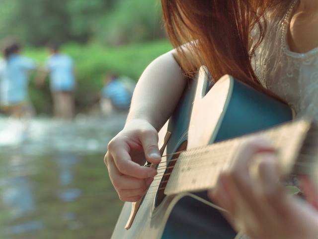 带你了解一把木吉他,了解吉他的材质基本知识