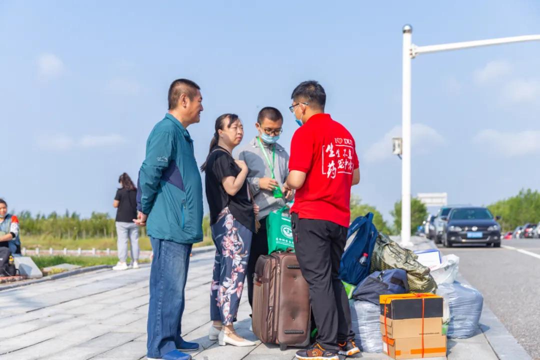 迎接新工人,欢迎新老工人