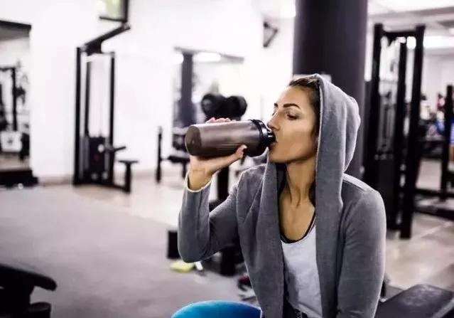 健身肌酸和蛋白质怎么吃,健身补剂肌酸蛋白粉