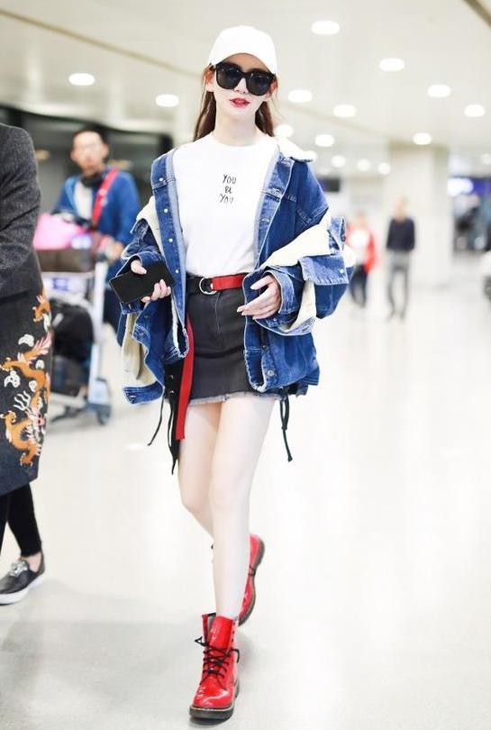 马丁靴百搭裙子推荐,适合配马丁靴的短裙高端轻奢款