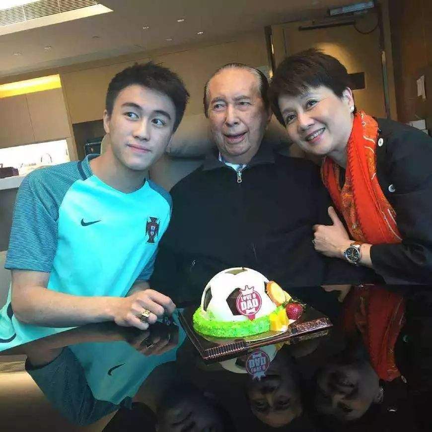 澳门老一代赌王何鸿燊近况,澳门赌王输给何鸿燊了吗