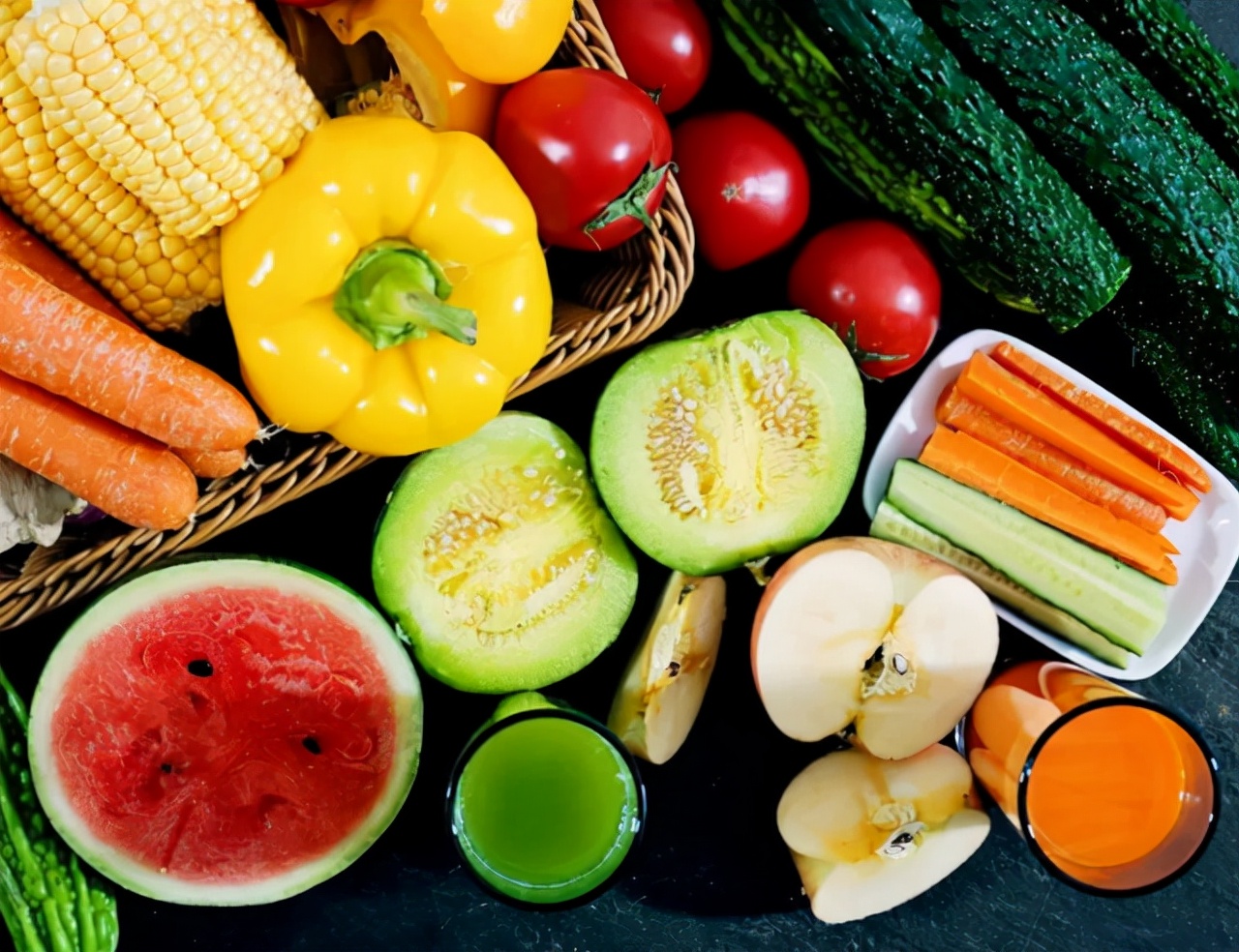 老年斑一刮就干净,年轻人起了老年斑是什么原因