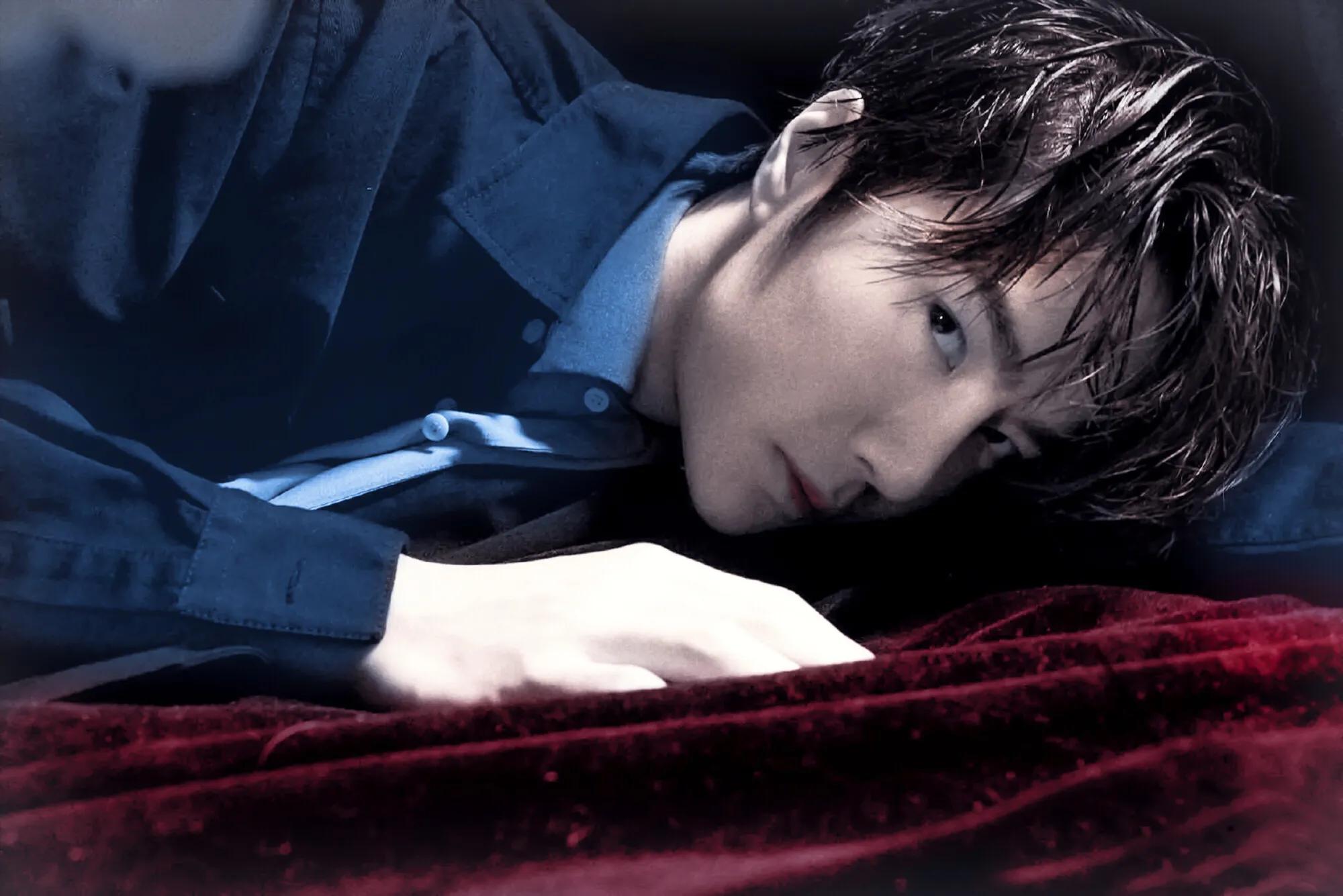 王一博代言的香奈儿蔚蓝味,香水王一博香奈儿蔚蓝