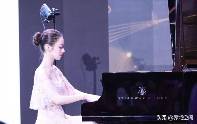 吉娜秋瓷炫中国好媳妇,吉娜是怎样造就好身材的