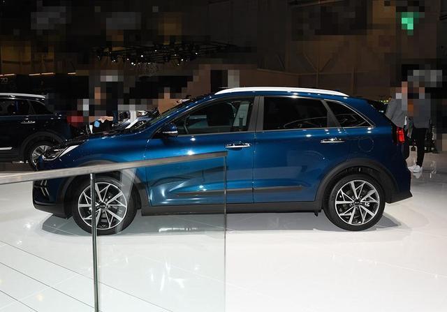 喜提爱车10多万全款拿下,起亚混动suv极睿