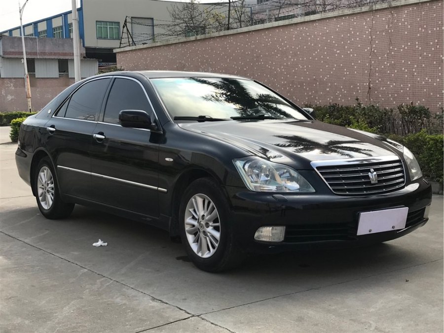 12代丰田皇冠3.0沙龙顶配版,丰田巅峰