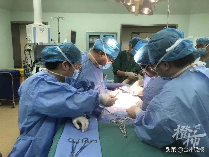 浙江一名男子高空跌落被钢管刺死,男子高处跌落钢管