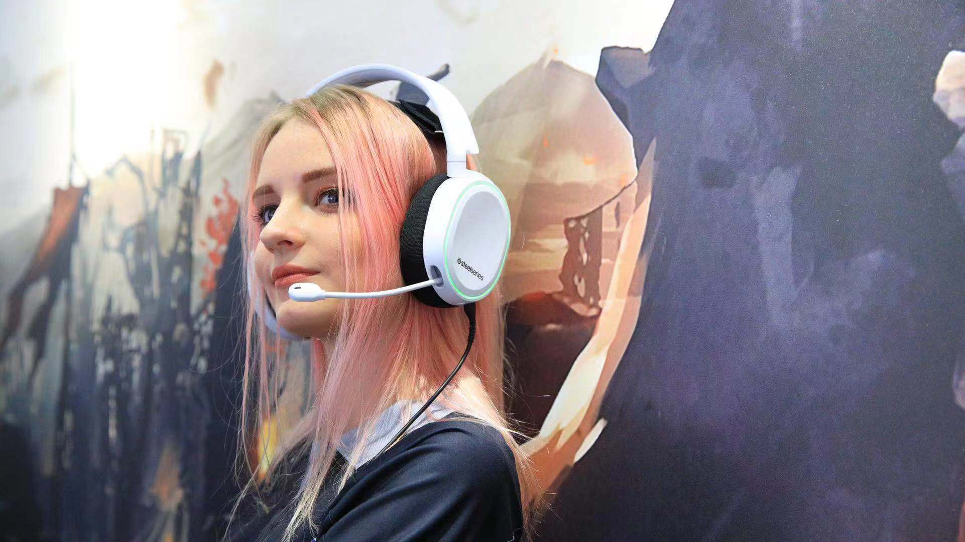 寒冰5耳机是无线吗,寒冰5耳机怎么关掉呼吸灯