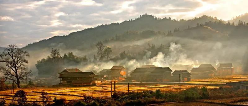热热闹闹地过年,热热闹闹过大年红红火火