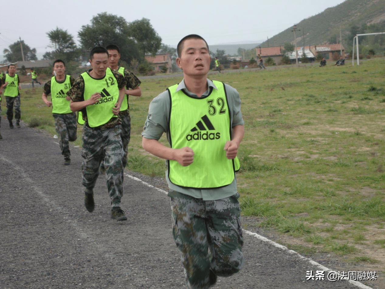 李明伐：一心为民不忘初心的“兵支书”