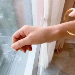 瑞典皇家配饰品牌,几百块戴出万元质感,金色手镯男女戴都好看