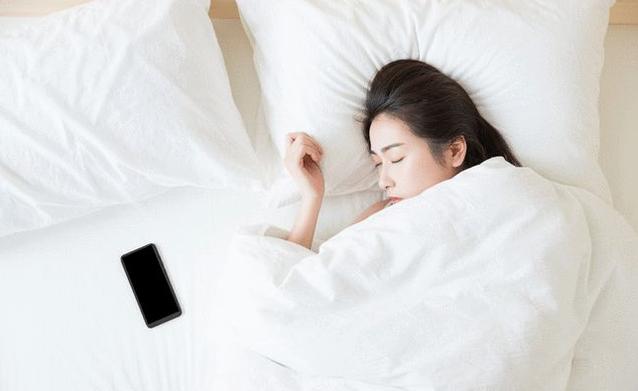 女性睡觉时,不穿内衣和*裤内**会有什么影响?可以了解下