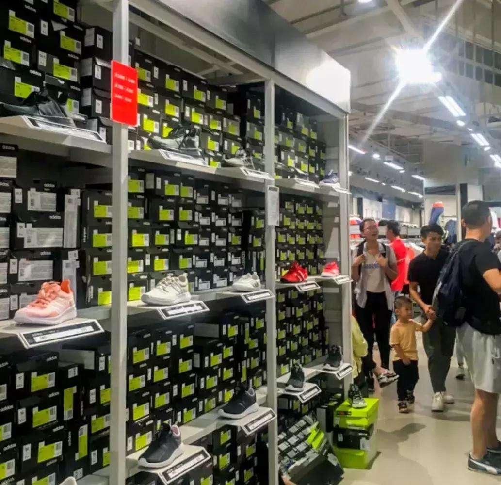 海珠区一个不敢再去的地方,广州万国广场在什么位置