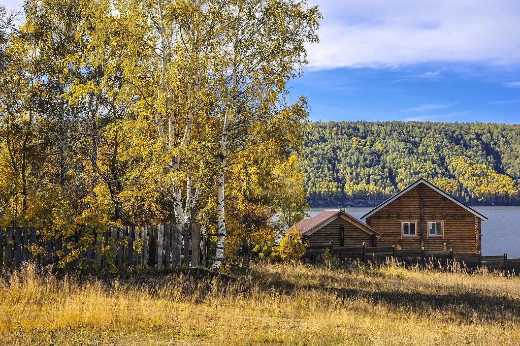这个俄罗斯女人,反内卷有一套