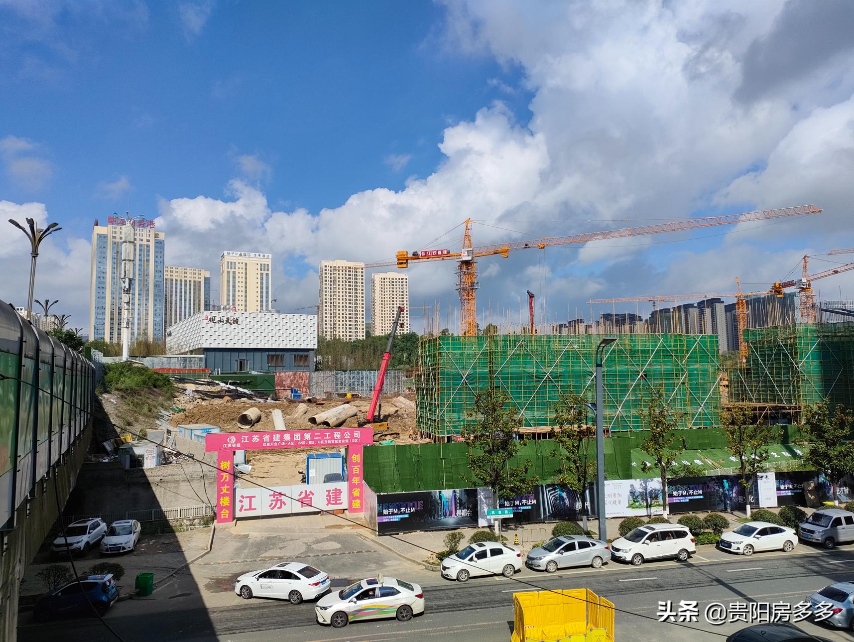 贵阳远洋观山天铂房价,贵阳远洋观山天铂跃层样板间