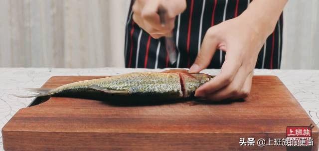 不炸不煎的鱼的做法,鱼不煎不炸