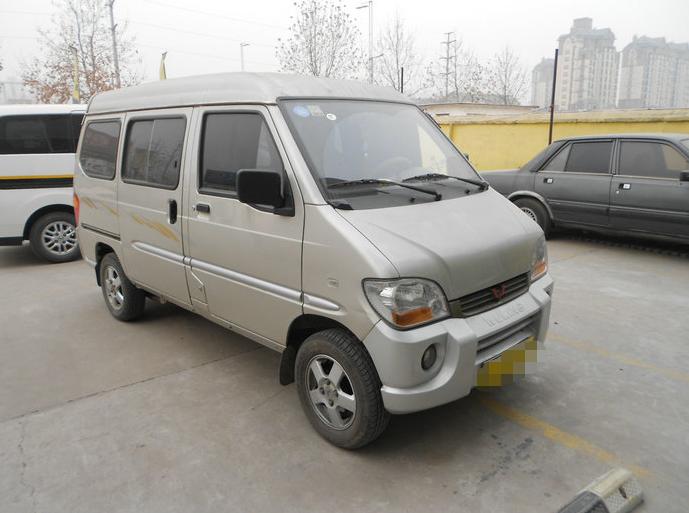 大叔面包车改装成房车,大叔五菱面包车改装