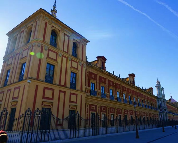 葡萄牙和西班牙哪个值得旅游,西班牙和葡萄牙旅游区别