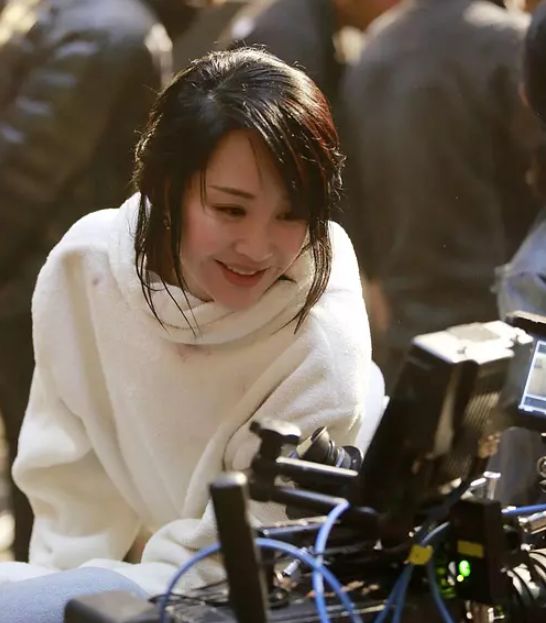 许晴52岁少女感十足,许晴52岁像25岁